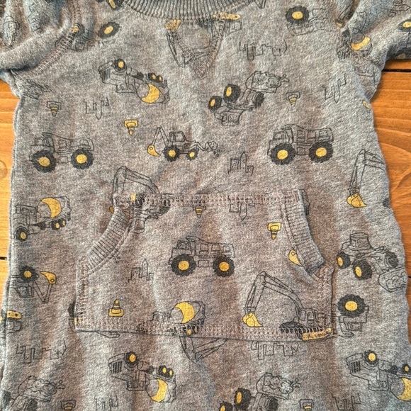 Carters 3months tractor one piece - Picture 2 of 5